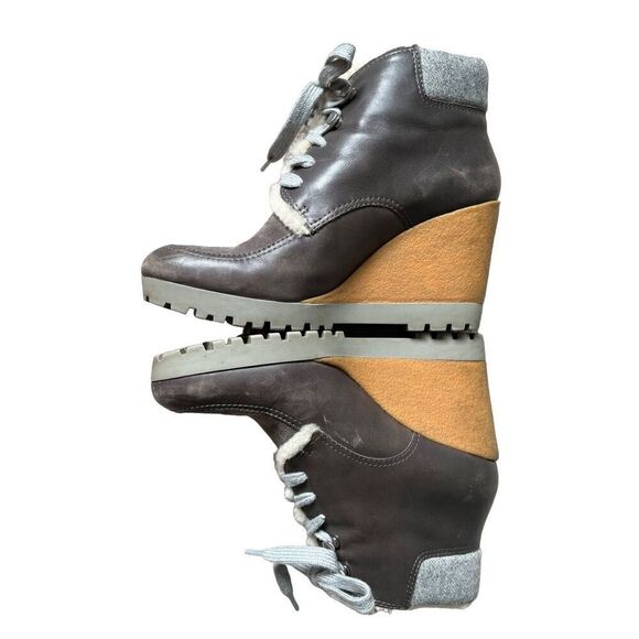 Cole Haan Platform Gray Suede Leather Ankle Wedge Boots size 8.5 - Picture 8 of 11